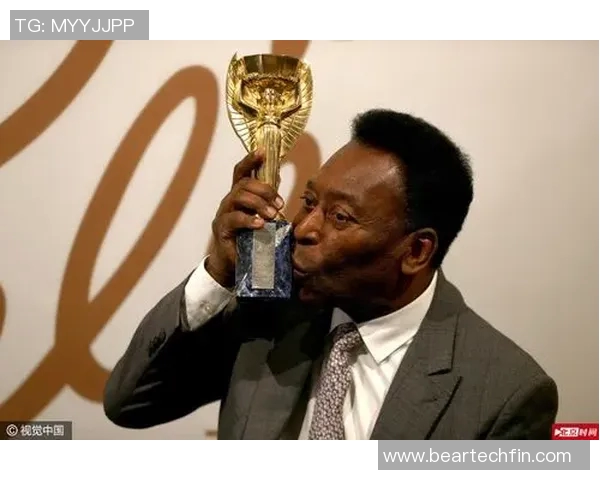 手工制作足球明星纸牌的创意指南与技巧分享，让你轻松打造个性化收藏品