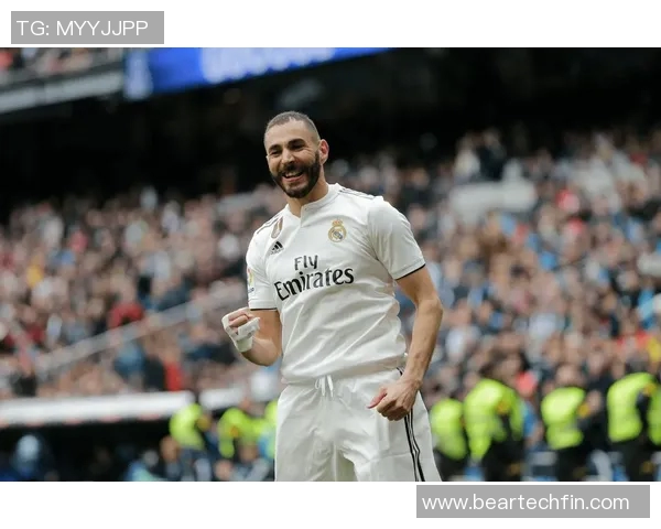 足球明星同框瞬间大集锦精彩视频回顾让你重温绿茵场上的辉煌时刻 足球明星同框瞬间大集锦精彩视频回顾让你重温绿茵场上的辉煌时刻